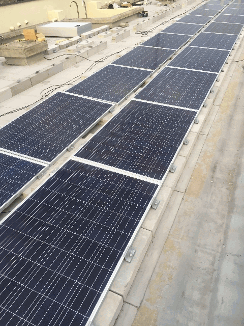 くずれない・つぶれない 太陽光発電設備の架台と基礎 | 奥地誠
